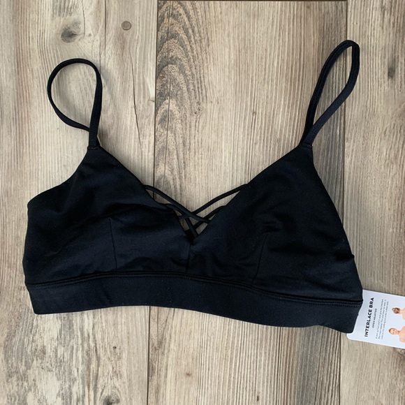 ALO Yoga Interlace Bra - Picture 1 of 3